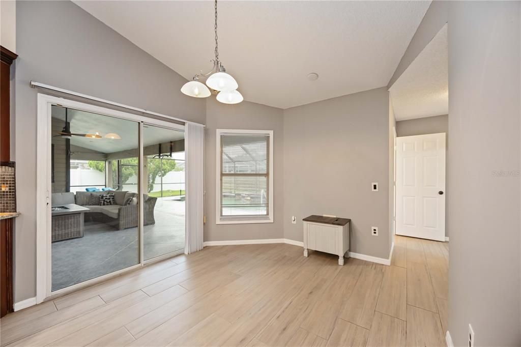 For Sale: $570,000 (3 beds, 2 baths, 2320 Square Feet)