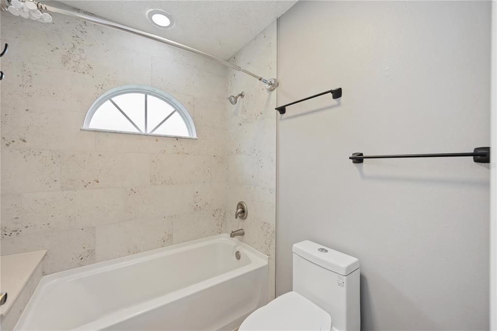 For Sale: $570,000 (3 beds, 2 baths, 2320 Square Feet)