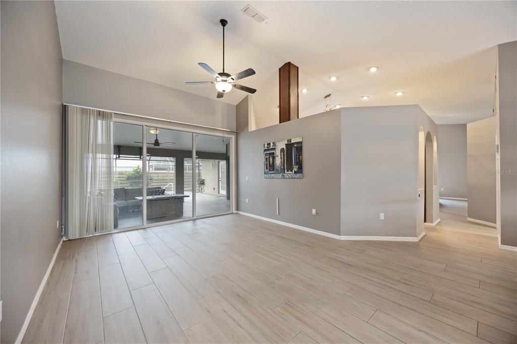 For Sale: $570,000 (3 beds, 2 baths, 2320 Square Feet)