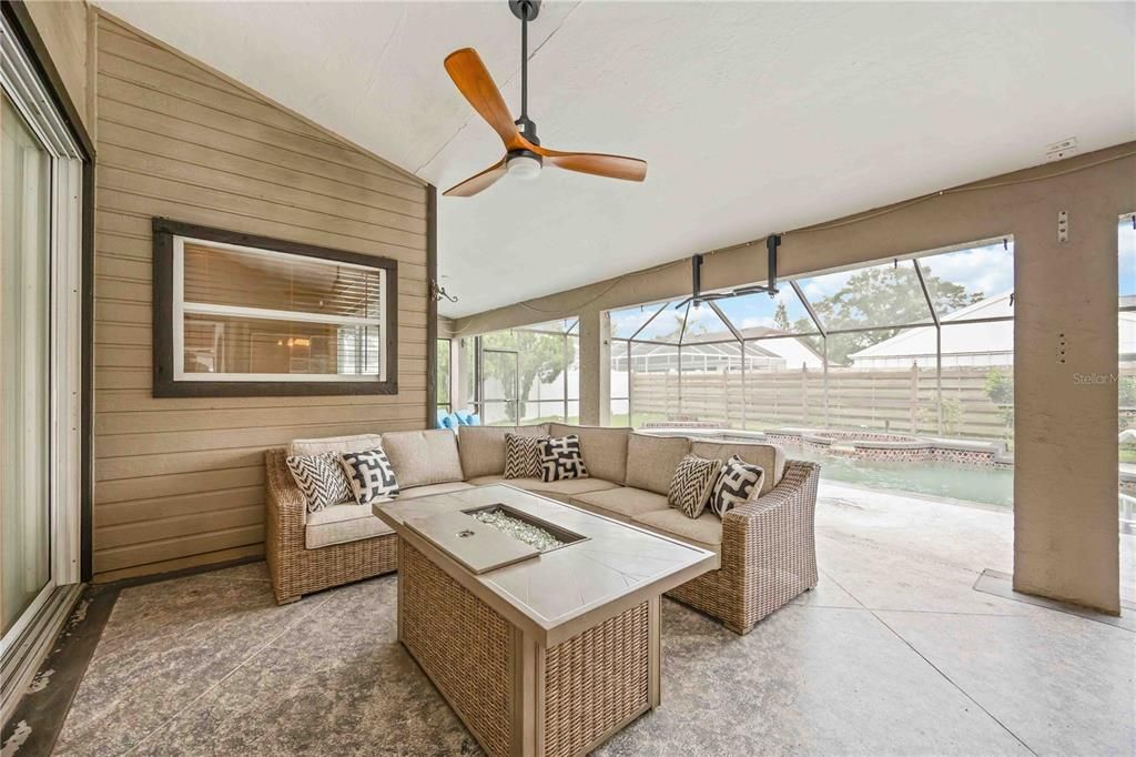 For Sale: $570,000 (3 beds, 2 baths, 2320 Square Feet)