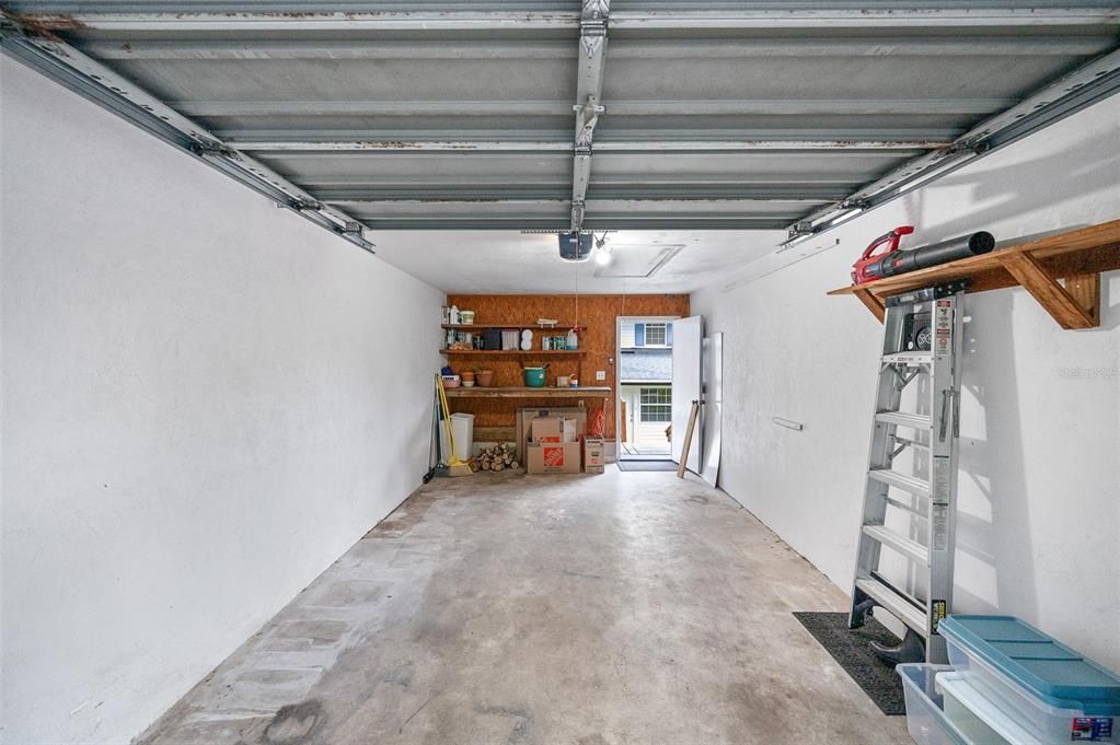 待售: $199,000 (3 贝兹, 1 浴室, 1382 平方英尺)