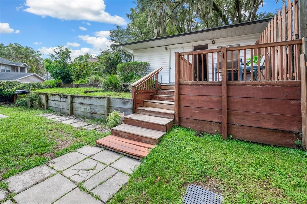 待售: $199,000 (3 贝兹, 1 浴室, 1382 平方英尺)