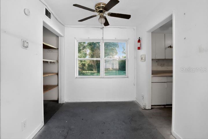 待售: $132,500 (3 贝兹, 1 浴室, 1032 平方英尺)