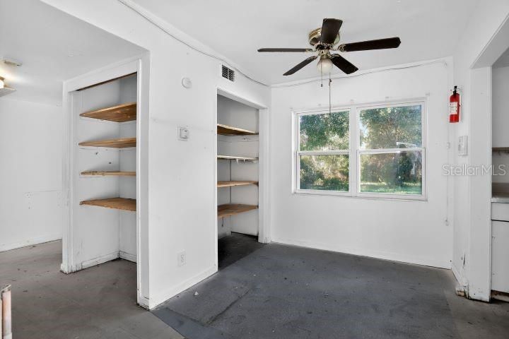 待售: $132,500 (3 贝兹, 1 浴室, 1032 平方英尺)