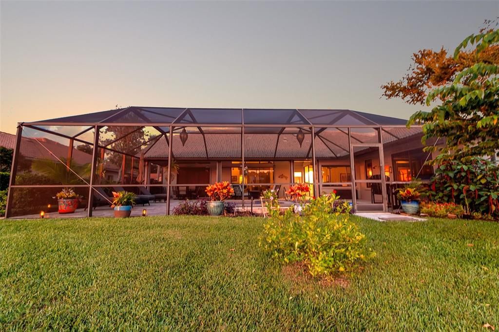 Active With Contract: $1,300,000 (4 beds, 3 baths, 3168 Square Feet)