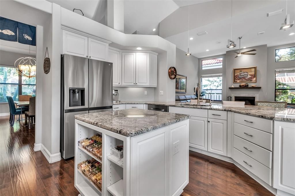 Active With Contract: $1,300,000 (4 beds, 3 baths, 3168 Square Feet)