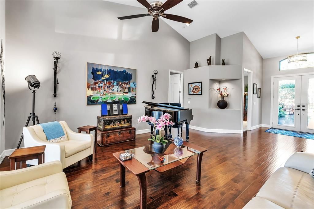 Active With Contract: $1,300,000 (4 beds, 3 baths, 3168 Square Feet)