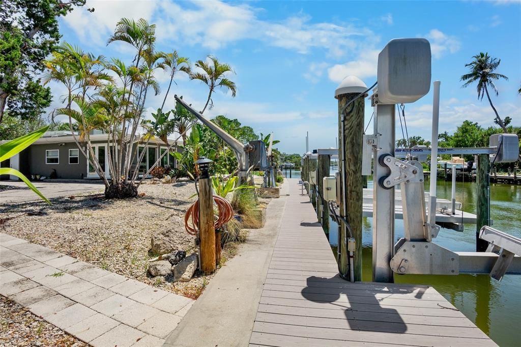 For Sale: $3,200,000 (0.48 acres)