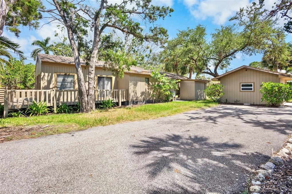 For Sale: $3,200,000 (0.48 acres)