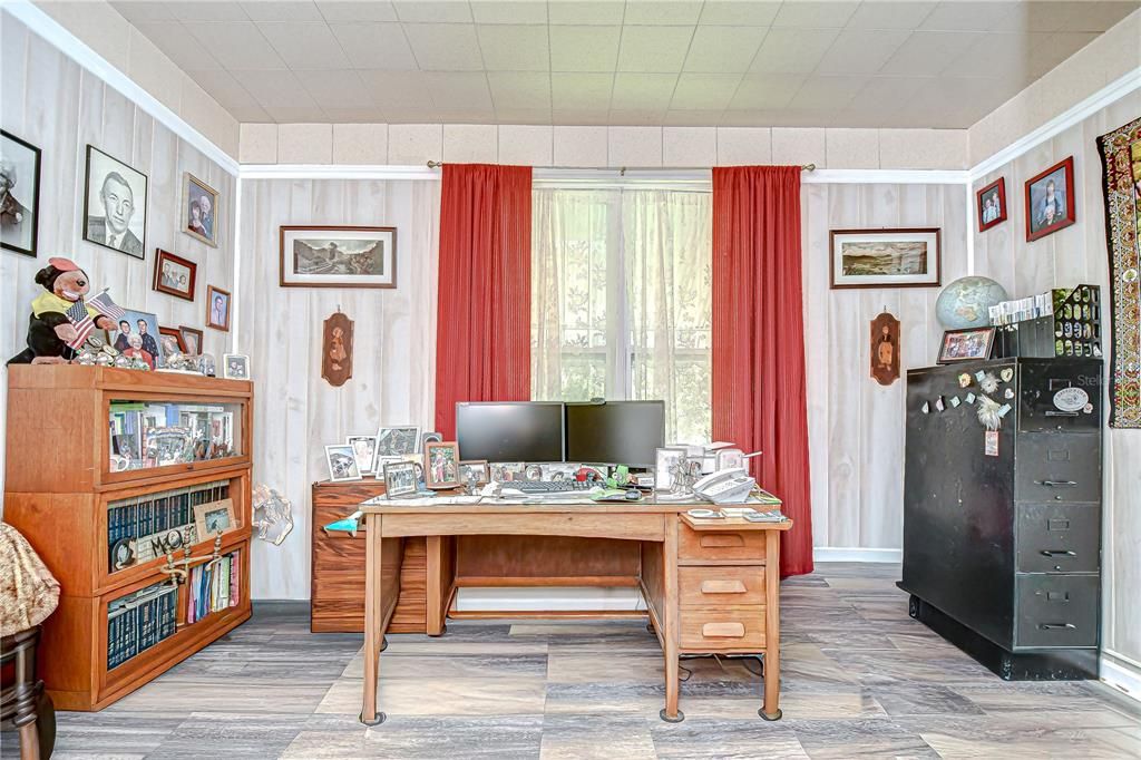 待售: $985,000 (5 贝兹, 2 浴室, 2558 平方英尺)