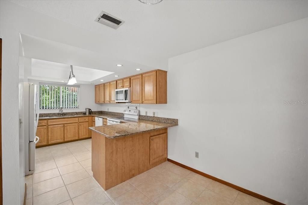 En Venta: $244,900 (3 camas, 2 baños, 1665 Pies cuadrados)