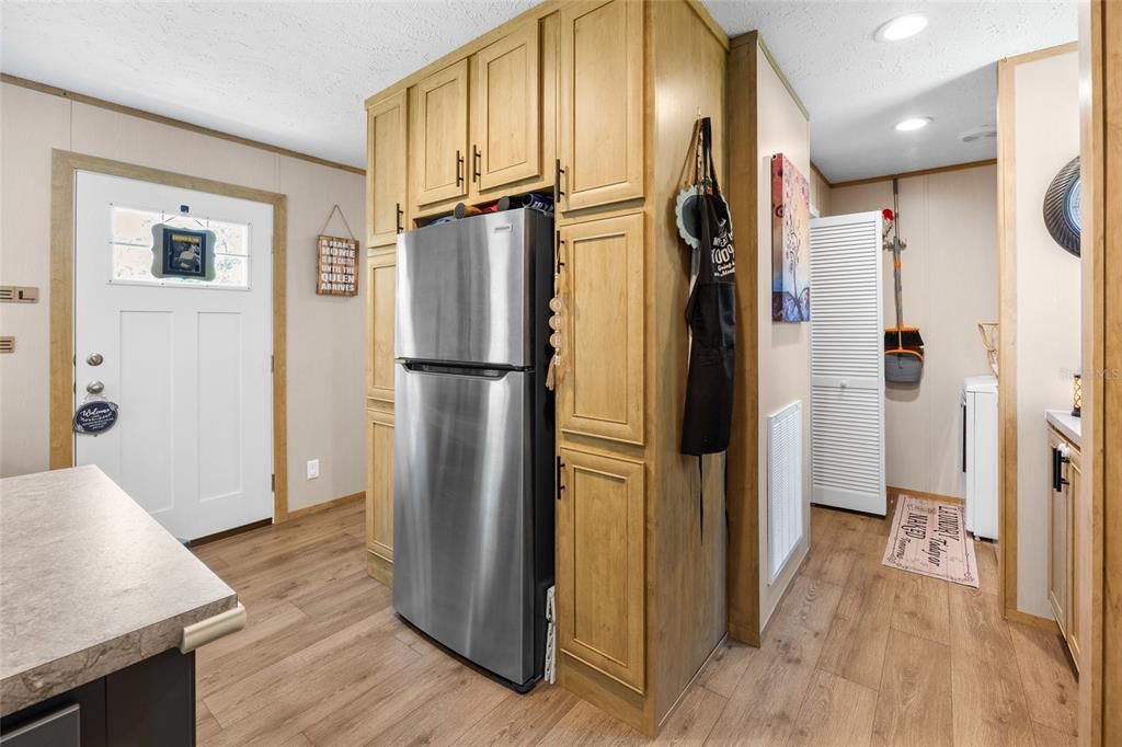 待售: $220,000 (2 贝兹, 2 浴室, 1088 平方英尺)