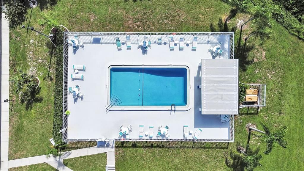 For Sale: $190,000 (2 beds, 2 baths, 1161 Square Feet)