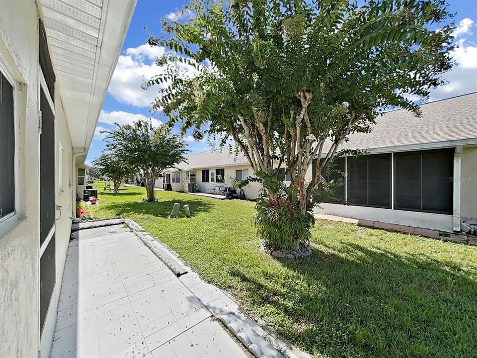 For Sale: $190,000 (2 beds, 2 baths, 1161 Square Feet)