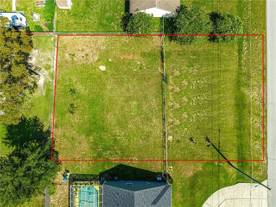 На продажу: $47,000 (0.26 acres)