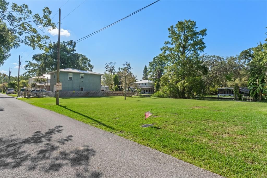 En Venta: $269,000 (0.11 acres)