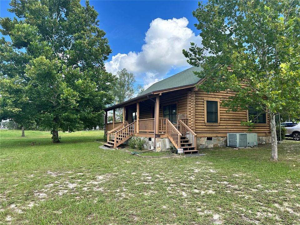 For Sale: $199,000 (3 beds, 2 baths, 1320 Square Feet)