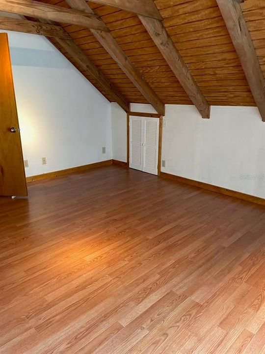 For Sale: $199,000 (3 beds, 2 baths, 1320 Square Feet)