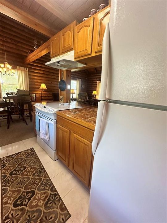 For Sale: $199,000 (3 beds, 2 baths, 1320 Square Feet)