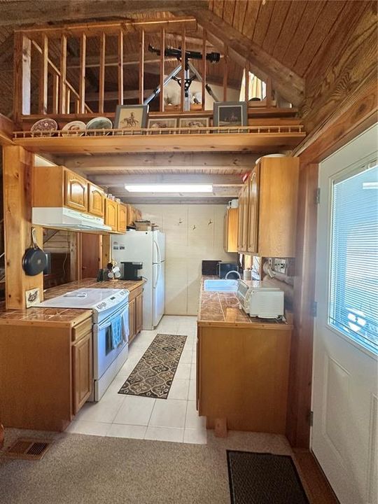 For Sale: $199,000 (3 beds, 2 baths, 1320 Square Feet)