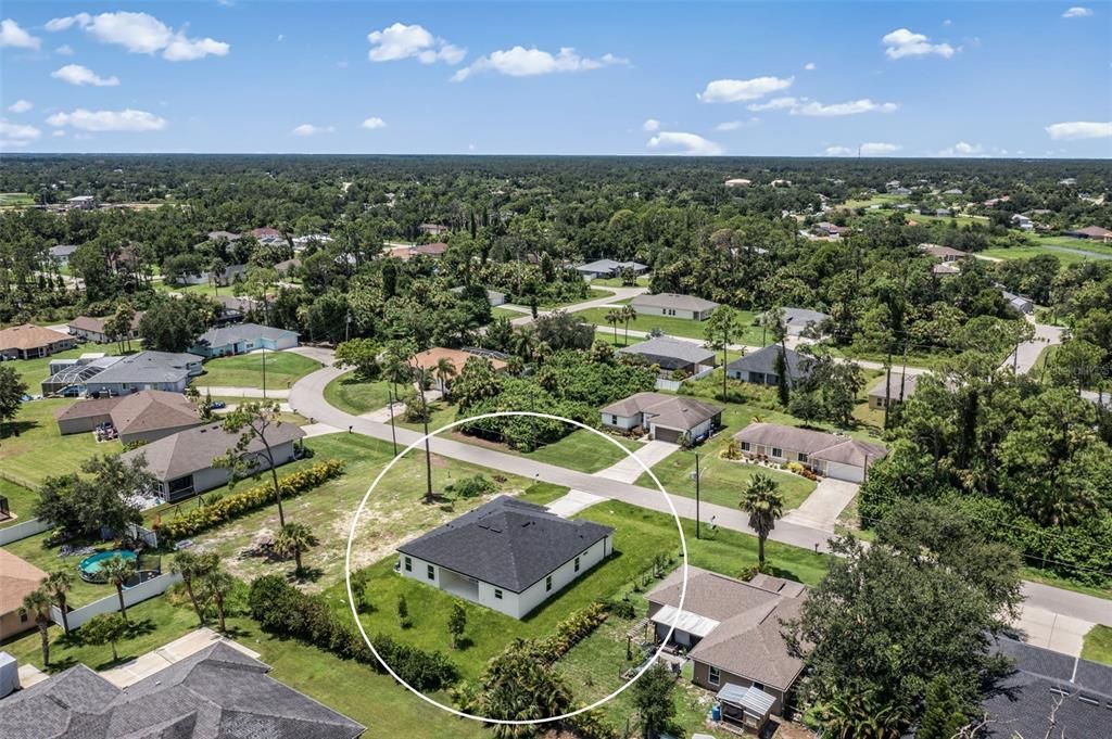 En Venta: $379,000 (4 camas, 3 baños, 2092 Pies cuadrados)