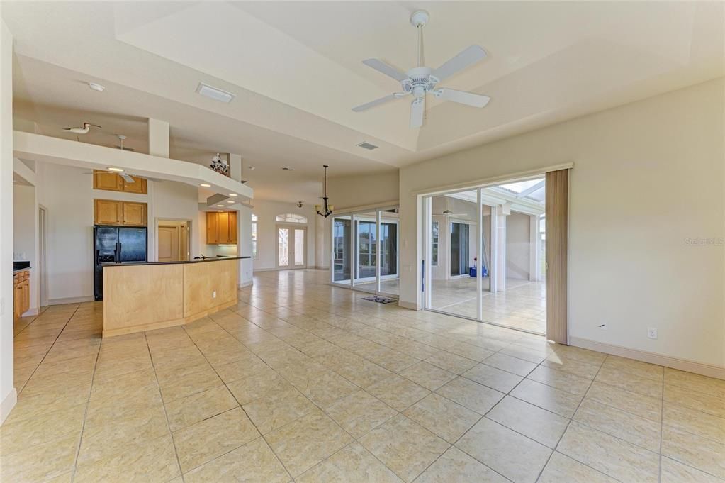 For Sale: $589,900 (3 beds, 3 baths, 2289 Square Feet)