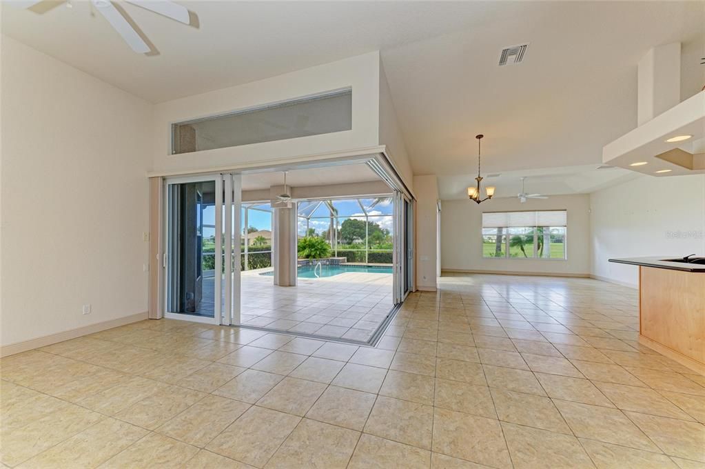 For Sale: $589,900 (3 beds, 3 baths, 2289 Square Feet)