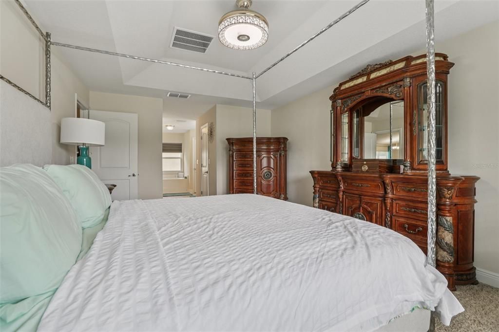 For Sale: $439,000 (3 beds, 2 baths, 2035 Square Feet)