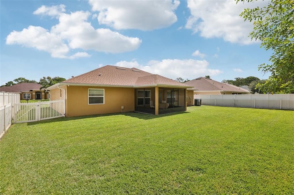For Sale: $439,000 (3 beds, 2 baths, 2035 Square Feet)