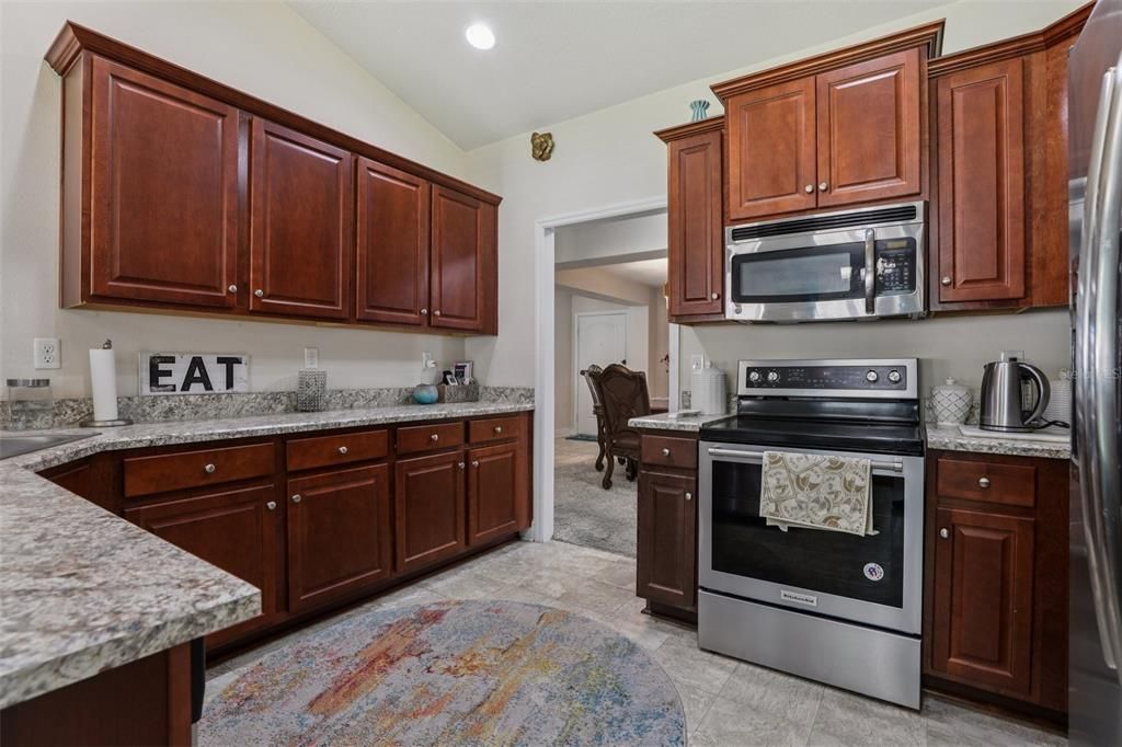 For Sale: $439,000 (3 beds, 2 baths, 2035 Square Feet)