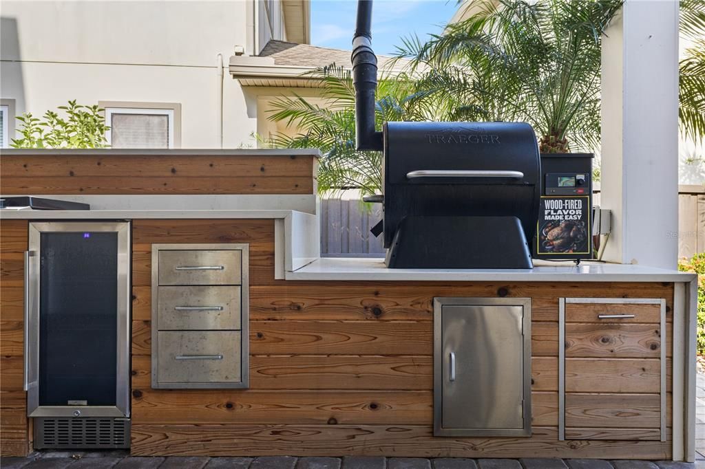 For Rent: $6,000 (4 beds, 3 baths, 2998 Square Feet)