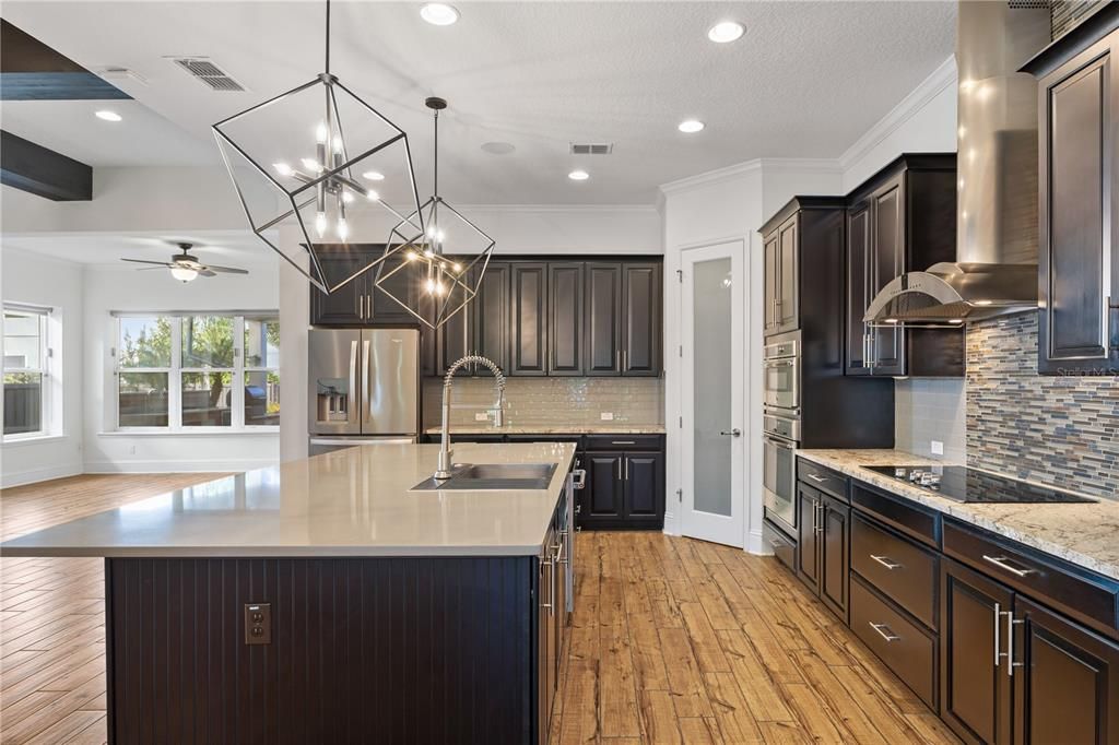 For Rent: $6,000 (4 beds, 3 baths, 2998 Square Feet)