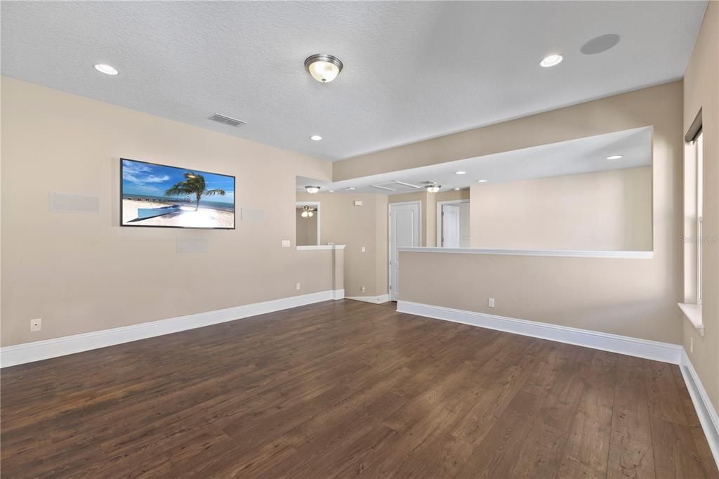 For Rent: $6,000 (4 beds, 3 baths, 2998 Square Feet)