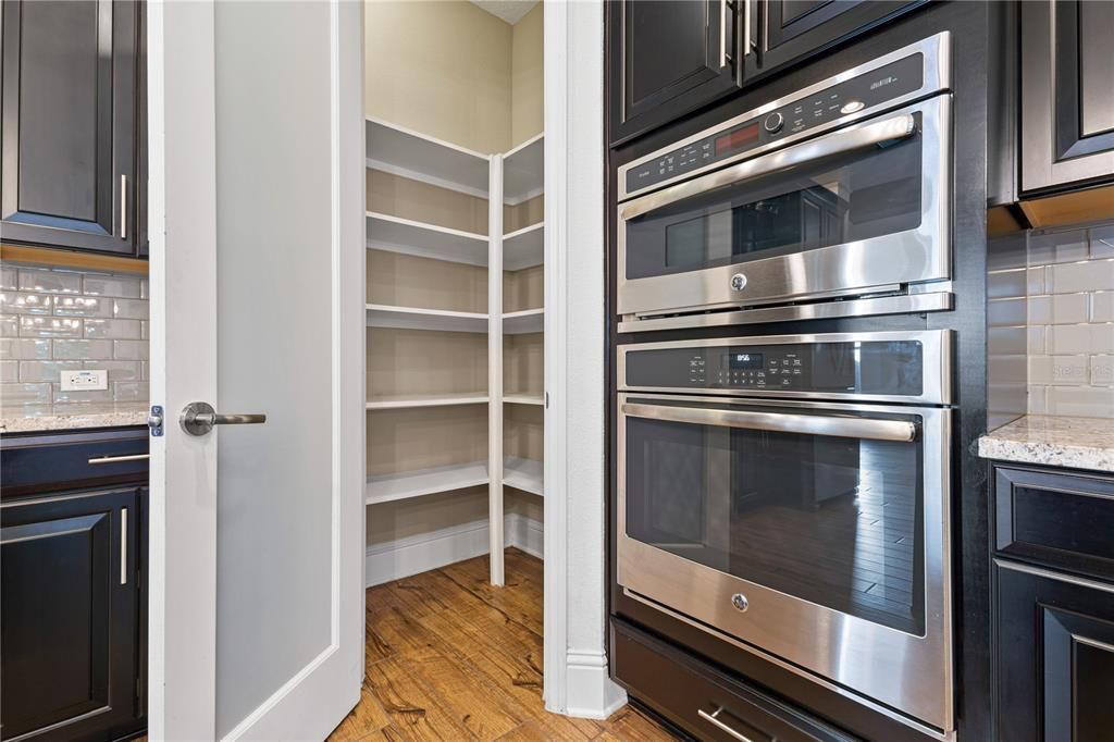 For Rent: $6,000 (4 beds, 3 baths, 2998 Square Feet)