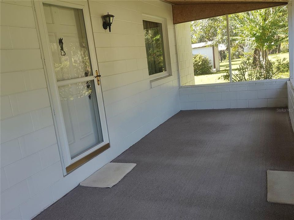 For Sale: $185,000 (2 beds, 1 baths, 1064 Square Feet)