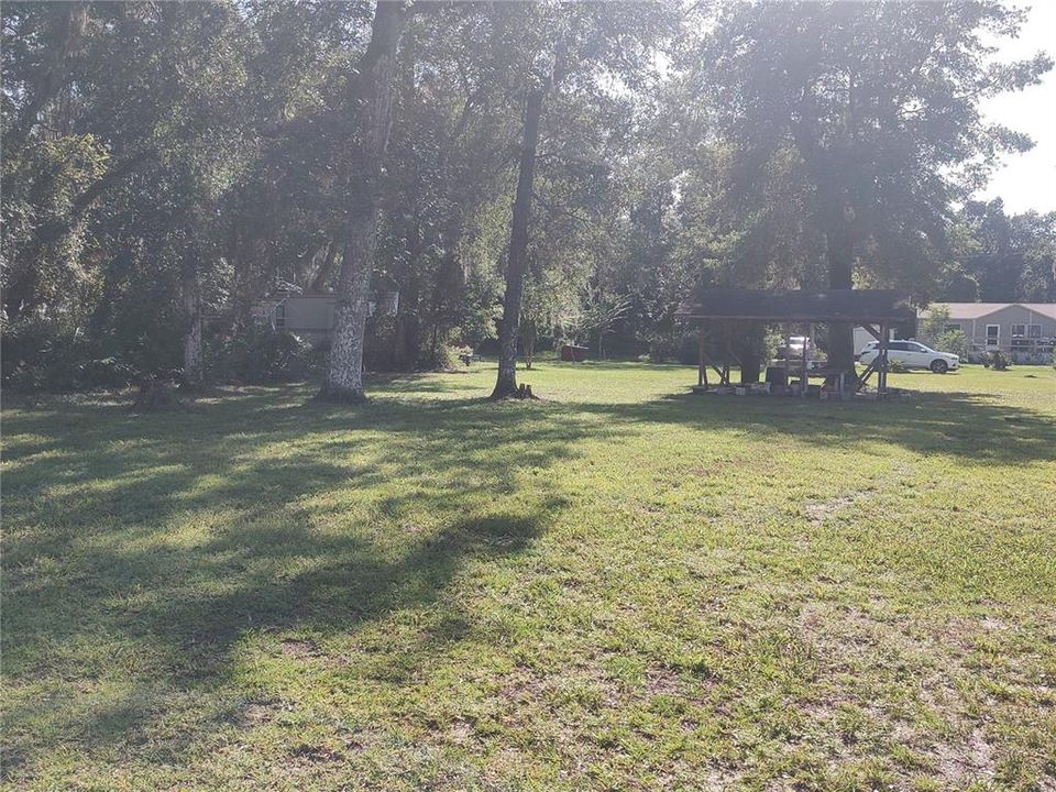 For Sale: $185,000 (2 beds, 1 baths, 1064 Square Feet)