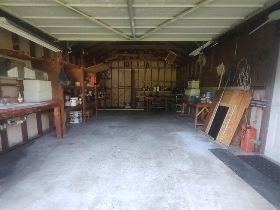 For Sale: $185,000 (2 beds, 1 baths, 1064 Square Feet)