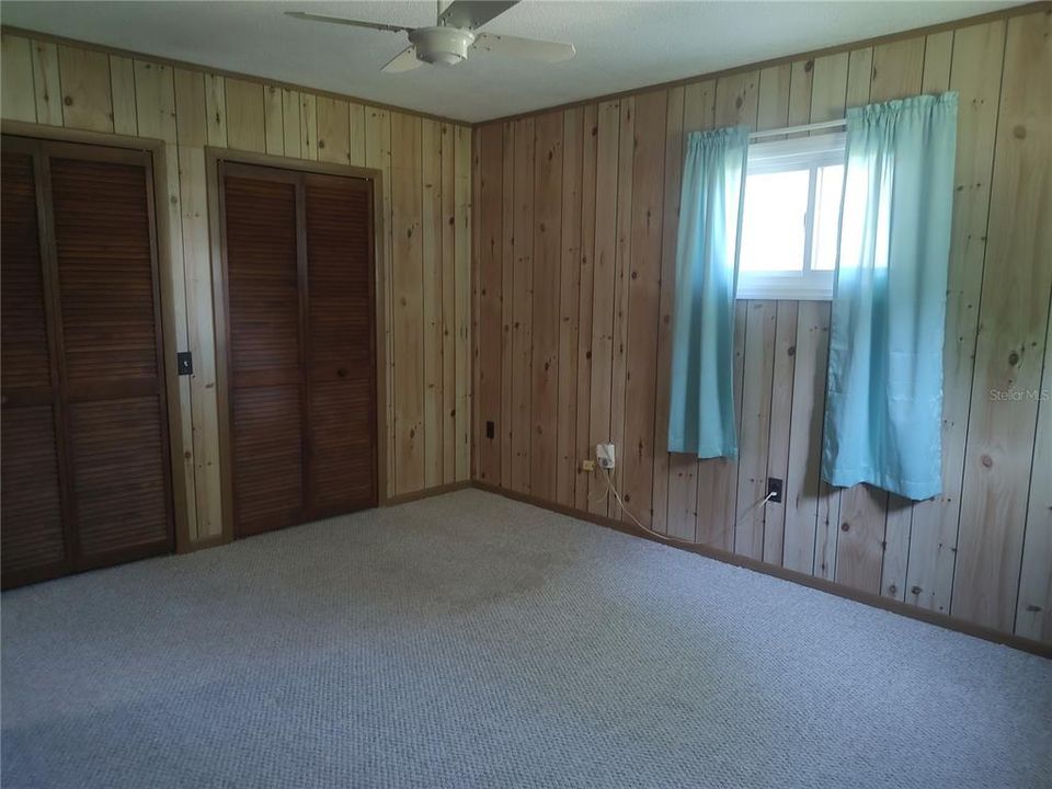 For Sale: $185,000 (2 beds, 1 baths, 1064 Square Feet)