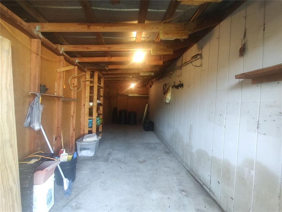 For Sale: $185,000 (2 beds, 1 baths, 1064 Square Feet)