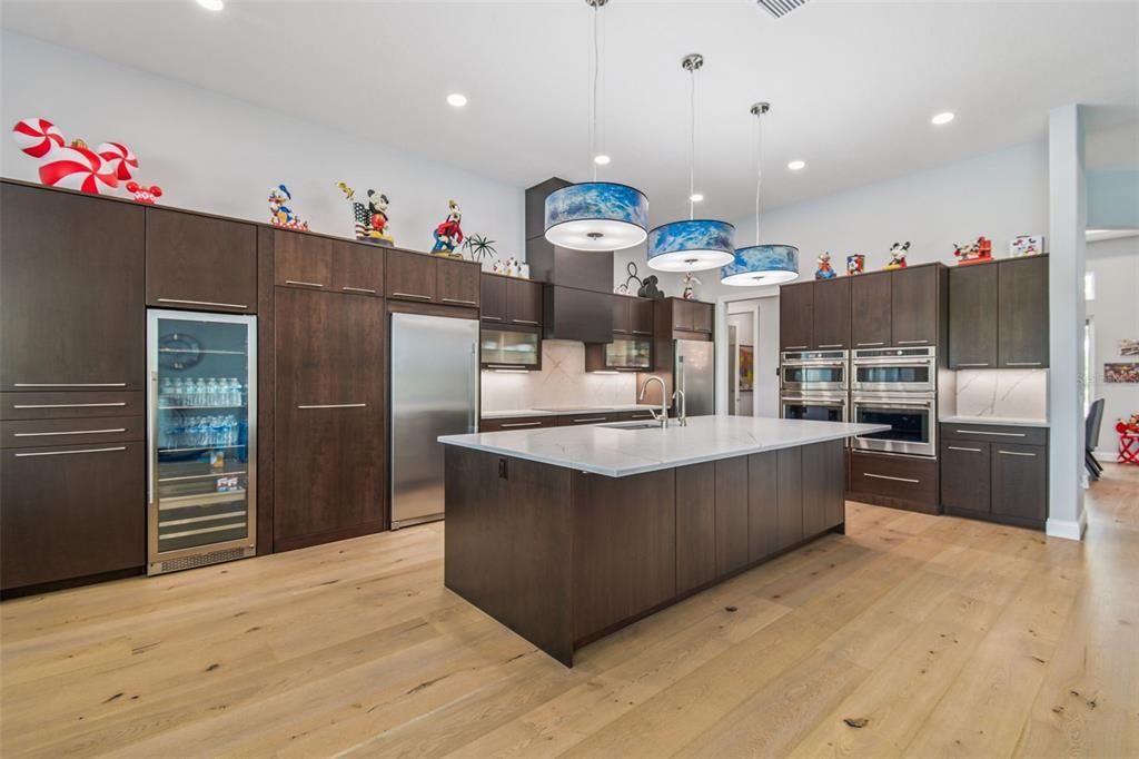 En Venta: $1,650,000 (3 camas, 3 baños, 3690 Pies cuadrados)