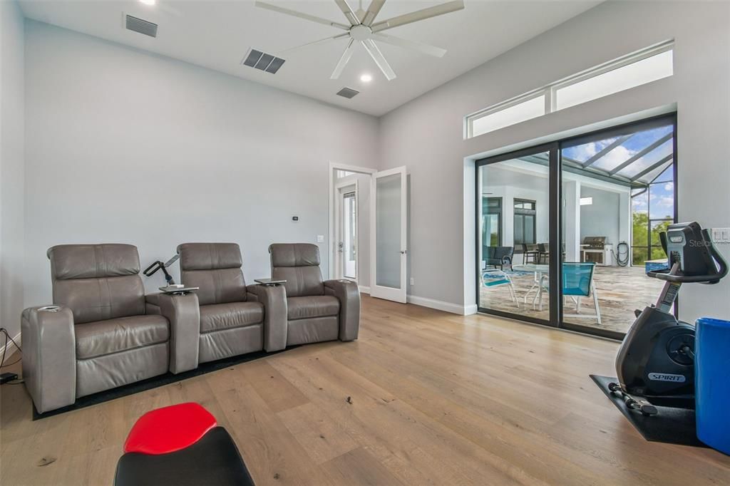 En Venta: $1,650,000 (3 camas, 3 baños, 3690 Pies cuadrados)