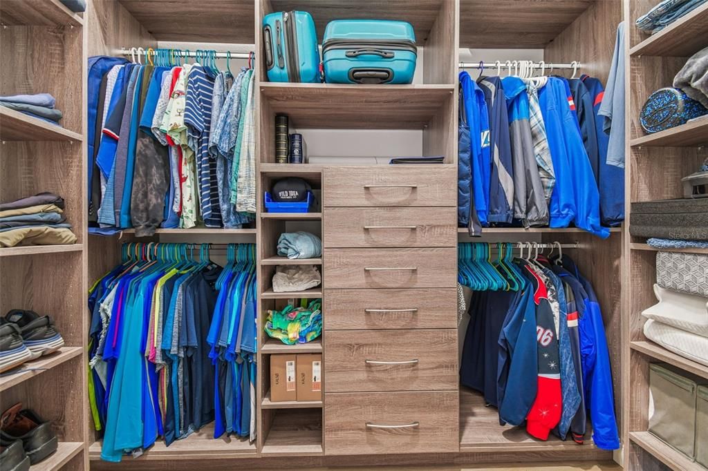 En Venta: $1,650,000 (3 camas, 3 baños, 3690 Pies cuadrados)