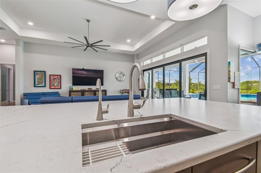 En Venta: $1,650,000 (3 camas, 3 baños, 3690 Pies cuadrados)