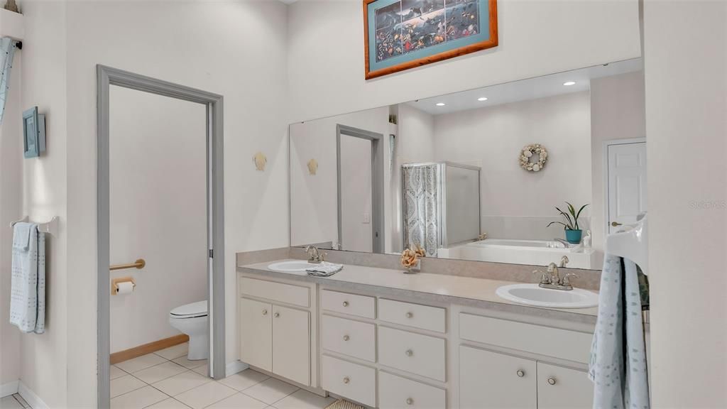 For Sale: $699,000 (3 beds, 2 baths, 2288 Square Feet)