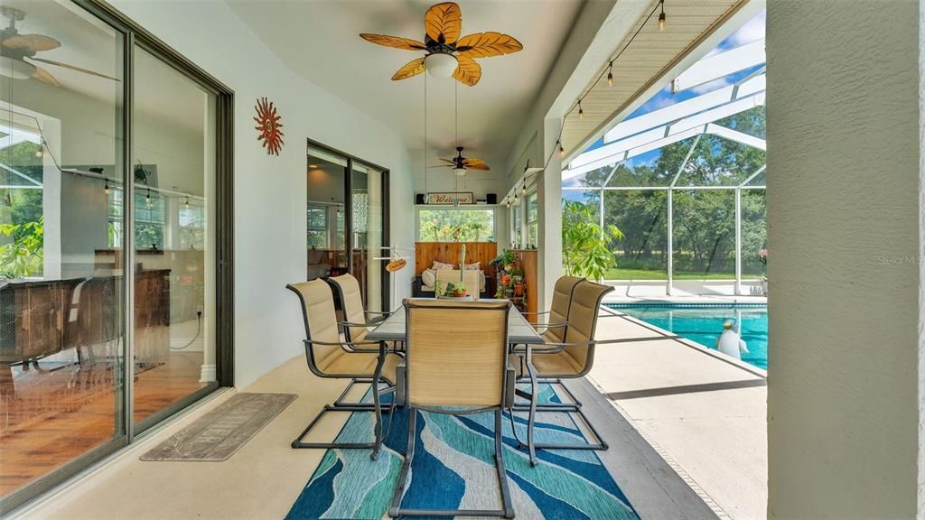 For Sale: $699,000 (3 beds, 2 baths, 2288 Square Feet)