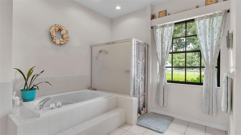 For Sale: $699,000 (3 beds, 2 baths, 2288 Square Feet)