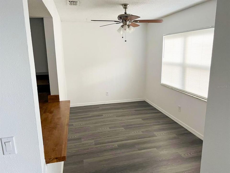 For Sale: $175,000 (2 beds, 2 baths, 905 Square Feet)