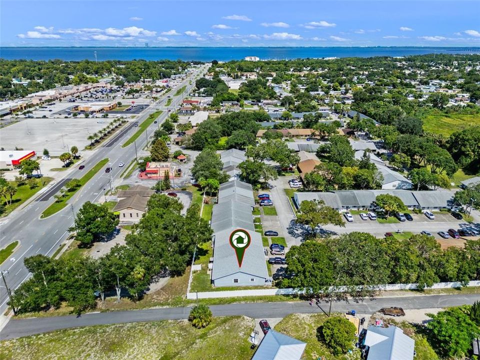 Под контрактом: $195,000 (2 спален, 2 ванн, 1122 Квадратных фут)