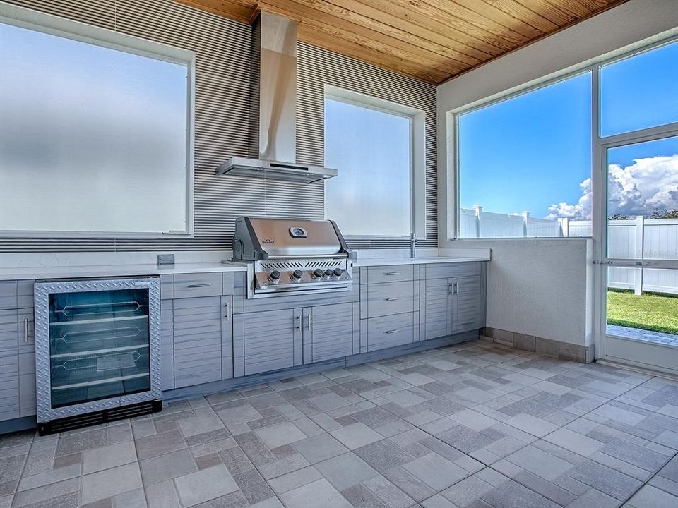 En Venta: $515,000 (3 camas, 2 baños, 2025 Pies cuadrados)