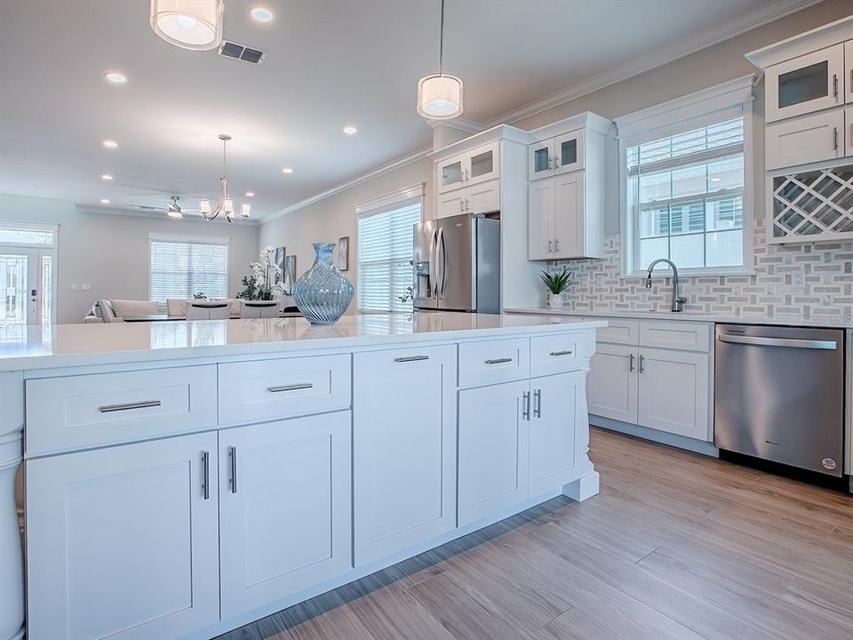 En Venta: $515,000 (3 camas, 2 baños, 2025 Pies cuadrados)